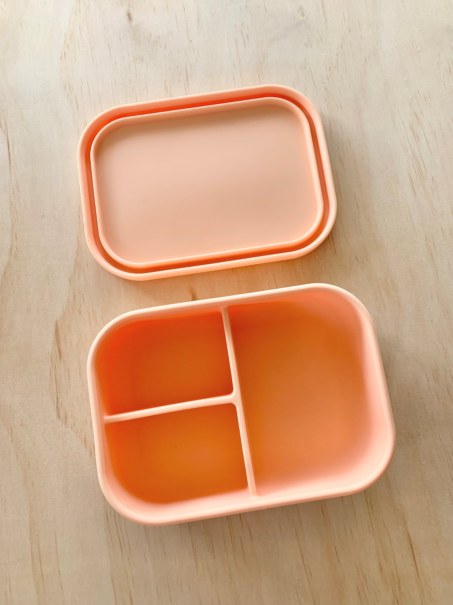 3 Compartment Silicone Lunchbox Pastel Peach